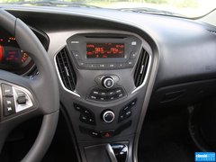 2013款 1.6L 手动 豪华版