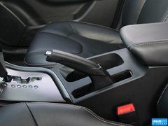 2013款 1.6L 手动 豪华版