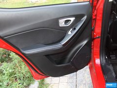 2013款 1.6L 手动 豪华版