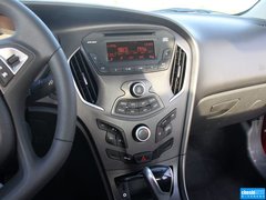 2013款 1.6L 手动 豪华版