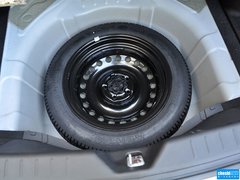 2013款 1.6L 手动 豪华版