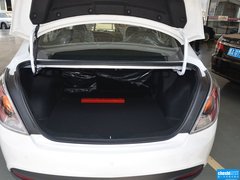 2013款 1.6L 手动 豪华版