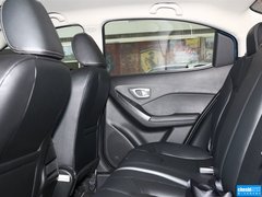 2013款 1.6L 手动 尊贵ESP版