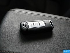 2013款 1.6L 自动 至尊ESP版