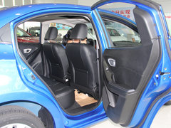 2013款 1.6L 自动 尊贵ESP版