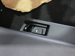 2013款 1.6L 自动 尊贵ESP版