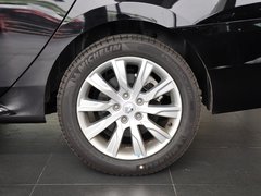 2014款 2.5L 自动 豪华版