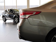 2014款 2.5L 自动 豪华版
