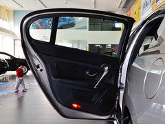 2014款 2.5L 自动 豪华版