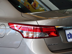 2014款 2.5L 自动 豪华版