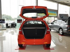 2013款 1.3L 自动 舒适版