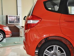 2013款 1.3L 自动 舒适版