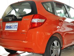 2013款 1.3L 自动 舒适版