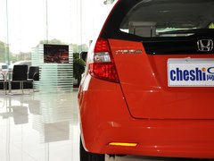 2013款 1.3L 自动 舒适版