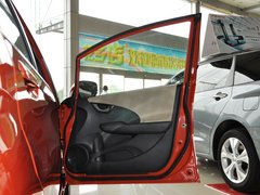 2013款 1.3L 自动 舒适版