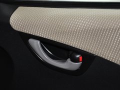2013款 1.3L 自动 舒适版