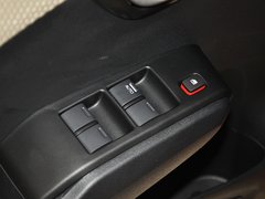2013款 1.3L 自动 舒适版