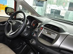 2013款 1.3L 自动 舒适版