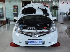 2013款 1.5L 自动 豪华版