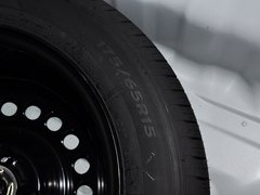 2013款 1.5L 自动 豪华版