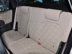 2013款 1.5L 自动 豪华版