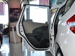 2013款 1.5L 自动 豪华版