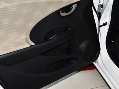 2013款 1.5L 自动 豪华版