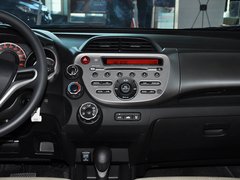 2013款 1.5L 自动 豪华版