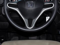 2013款 1.5L 自动 豪华版