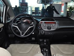 飞度 2013款 1.5L 自动 豪华版