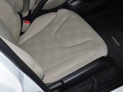 2013款 1.5L 自动 豪华版