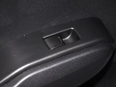 2013款 1.5L 自动 豪华版