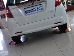 2013款 1.5L 自动 豪华版