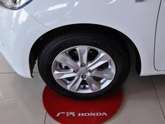 2013款 1.5L 自动 豪华版