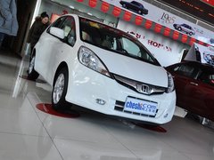 2013款 1.5L 自动 豪华版