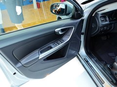 2014款 T5 2.0T 自动 智逸版