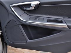 2014款 T5 2.0T 自动 智逸版