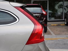 2014款 T5 2.0T 自动 智逸版