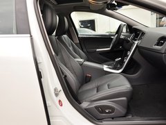 2014款 T5 2.0T 自动 智逸版