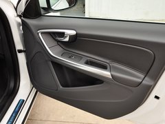 2014款 T5 2.0T 自动 智逸版