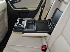2014款 T5 2.0T 自动 智逸版