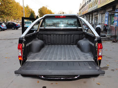 2013款 2.2L 手动 两驱汽油商务版