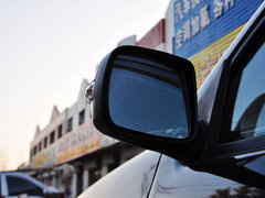 2013款 2.2L 手动 两驱汽油商务版