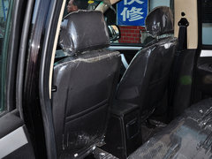 2013款 2.2L 手动 两驱汽油商务版
