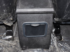 2013款 2.2L 手动 两驱汽油商务版