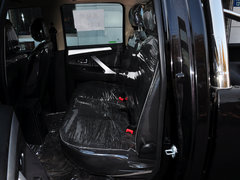 2013款 2.2L 手动 两驱汽油商务版