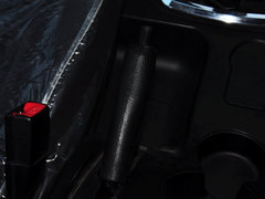 2013款 2.2L 手动 两驱汽油商务版
