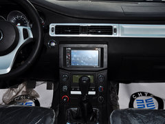 2013款 2.2L 手动 两驱汽油商务版