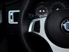 2013款 2.2L 手动 两驱汽油商务版
