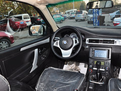 2013款 2.2L 手动 两驱汽油商务版